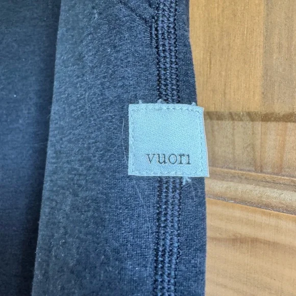 Vuori Women’s Performance Jogger - Picture 2 of 3